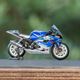 Illustration for article titled Suzuki Sunday - Kyosho Castrol GSX-R1000